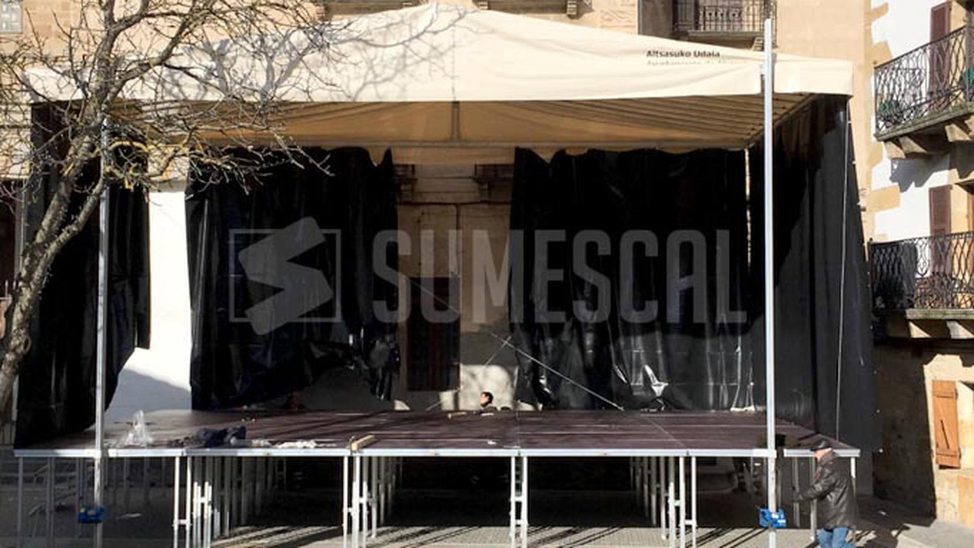 Sumescal – Escenario con cubierta, Alsasua  Montaje y fabricante de tarimas  estructuras espejos escenarios estudios